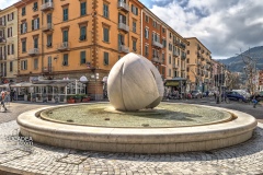 La Spezia - Fontana del Dialogo piazza Garibaldi 3