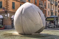 La Spezia - Fontana del Dialogo piazza Garibaldi 4