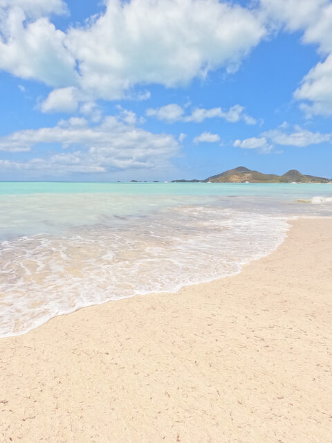LUCADEA.com - Mare da sogno: Jolly Beach nell’isola di Antigua