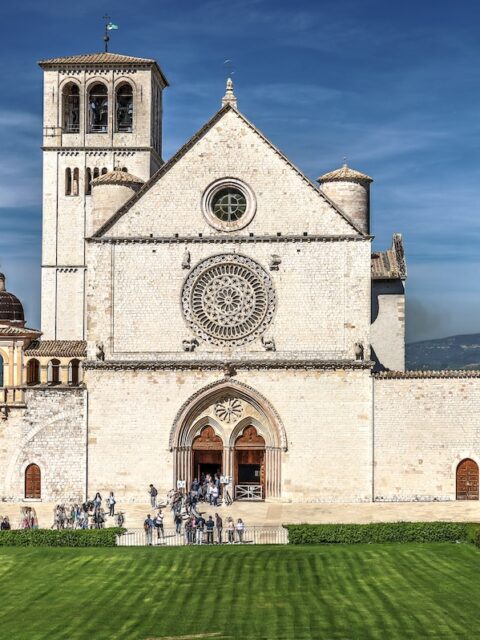 La splendida Basilica di San Francesco d'Assisi