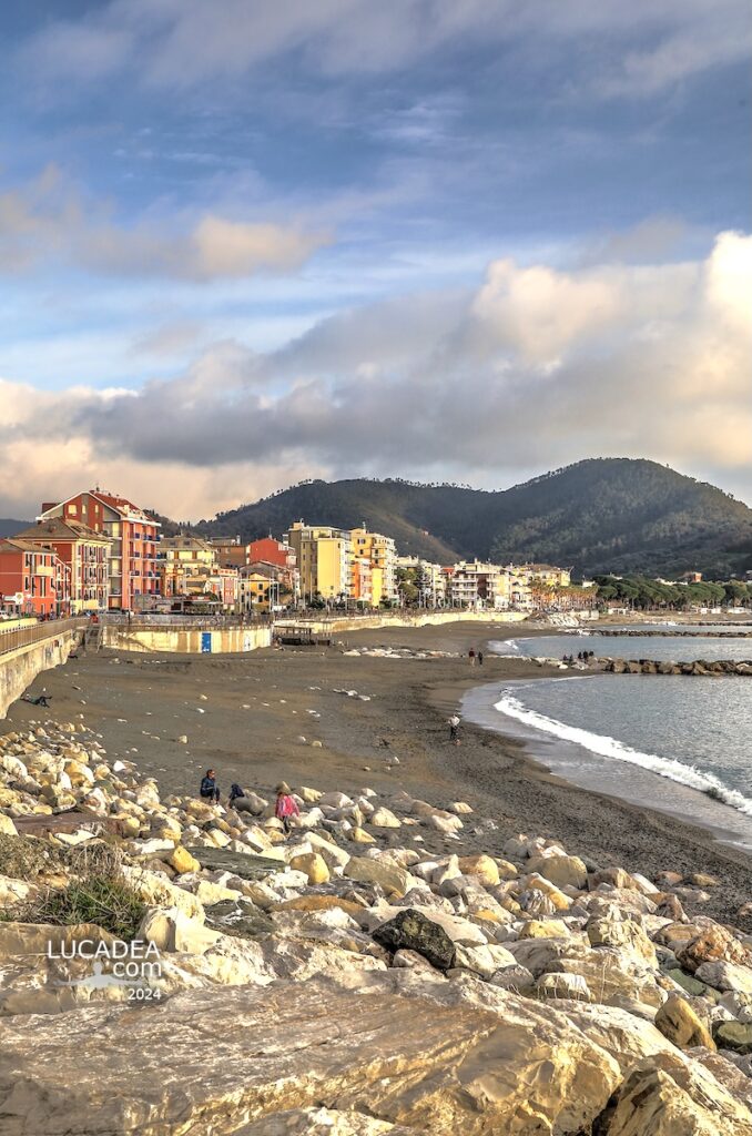 La Baia delle Favole a Sestri Levante a marzo