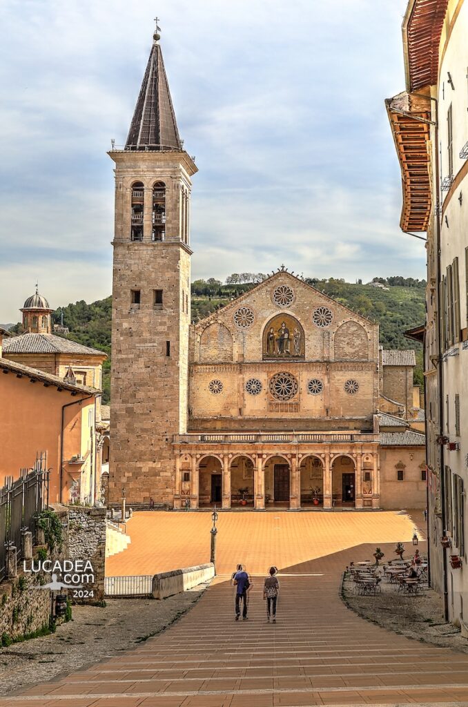 Il magnifico Duomo di Spoleto ed il suo sagrato