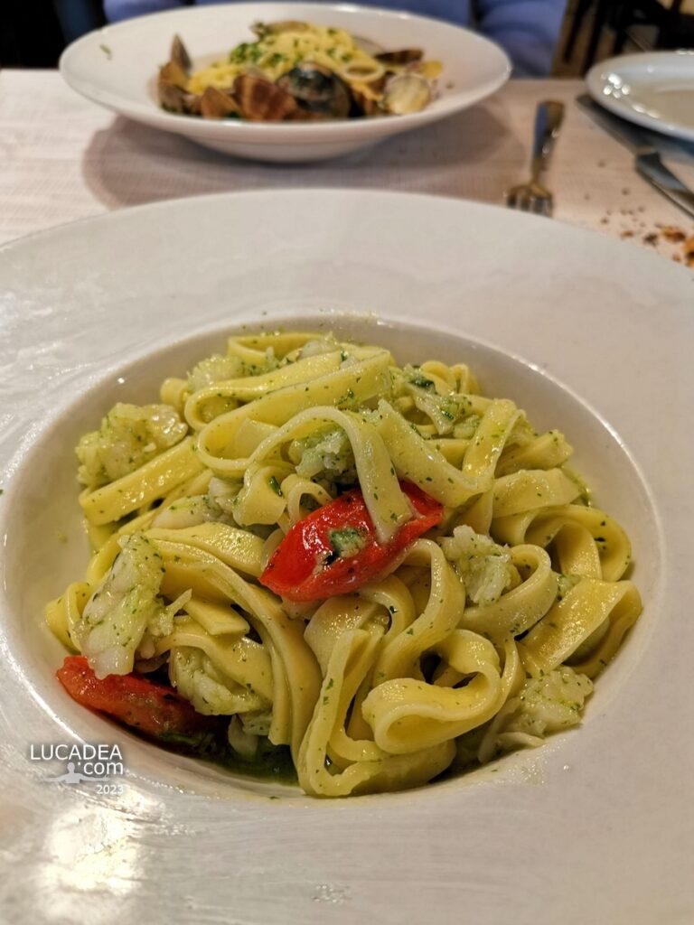 I tagliolini con baccalà e pomodorini, la ricetta