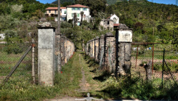 Colonnato per Villa Arpe per Santa Vittoria