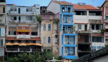 Case colorate al Pelourinho in Brasile