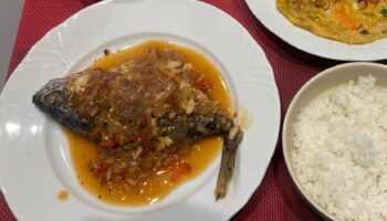 Ricetta Vietnamita: pesce fritto, croccante, con salsa acida e piccante