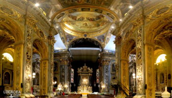 All'interno della Cattedrale di NS dell'Orto a Chiavari