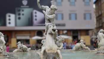 La Fontana del Nettuno in piazza Navona a Roma