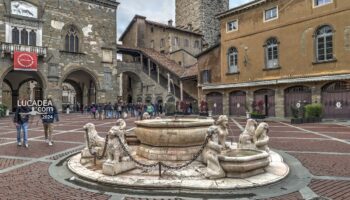 La centrale Fontana Contarini in Bergamo Alta