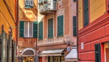 Dove via della Chiusa incontra il Caruggio di Sestri Levante