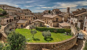 L'antico Anfiteatro Romano di Assisi