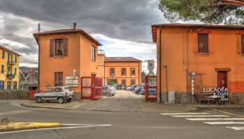 Gli edifici ex sede degli uffici della Fit di Sestri Levante