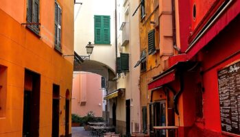 Uno scorcio di via Giuseppe Garibaldi a Sestri Levante