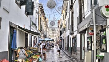 Un vicolo della città di Funchal sull'isola di Madera