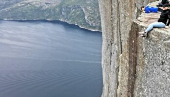 Il Preikestolen: il pulpito in roccia vicino a Stavanger