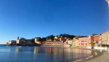 La Baia del Silenzio a Sestri Levante: un mattino di pace